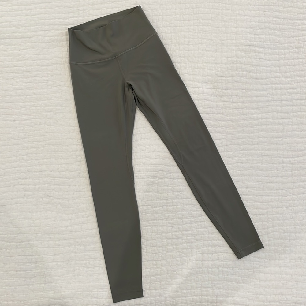Lululemon Align Leggings 28” Size 6 Grey Sage
